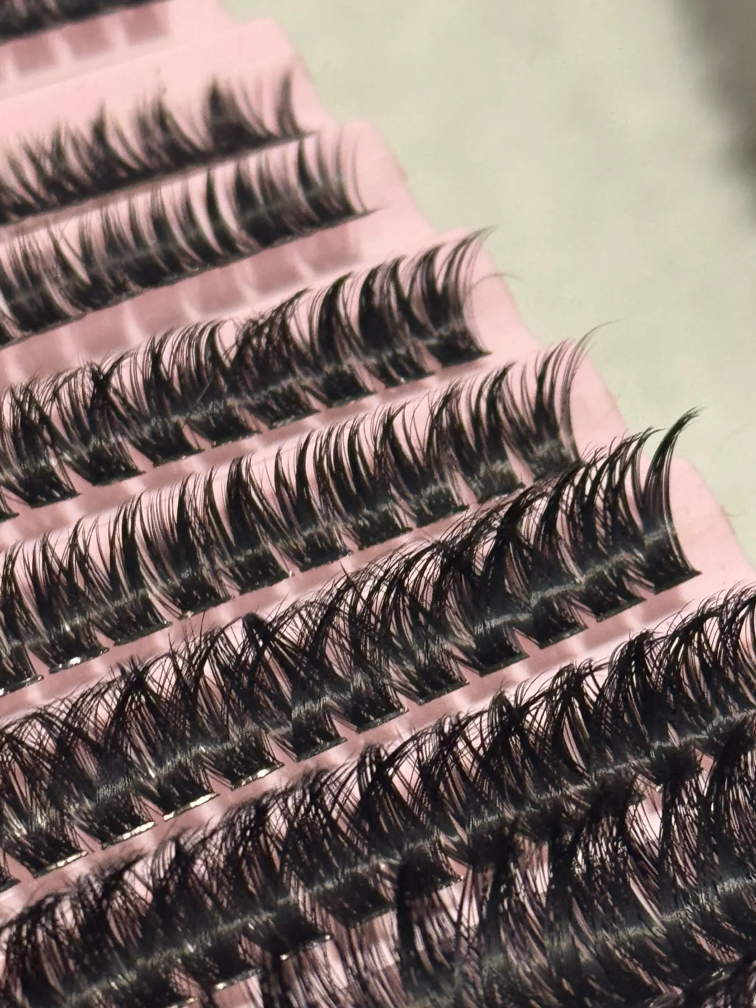 Faux Mink Eyelashes 540Cluster C Curled 9-16mm Mixed Natural Eyelash Extension 3D Russian Strip Personal Eyelash Makeup Tool view 4