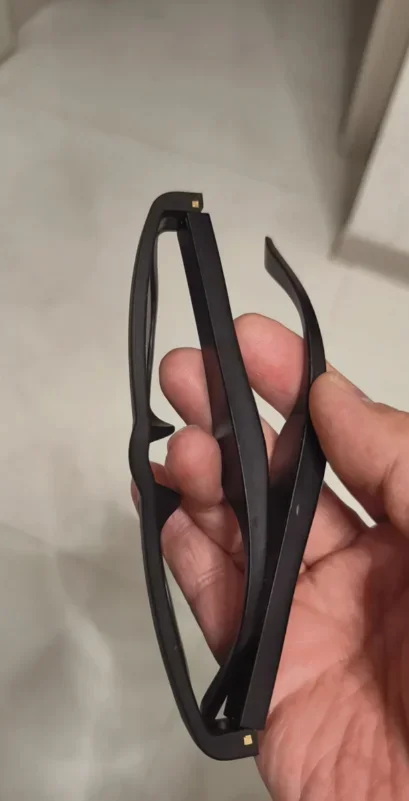 Lenovo AI Smart Glasses  view 3