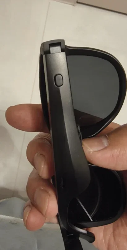 Lenovo AI Smart Glasses  view 4
