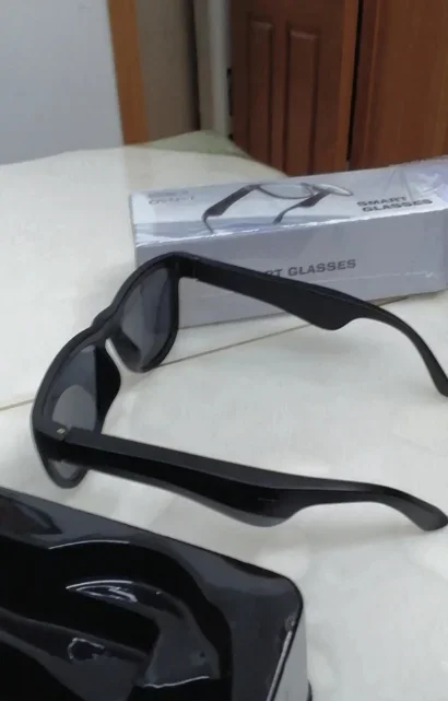 Lenovo AI Smart Glasses  view 6