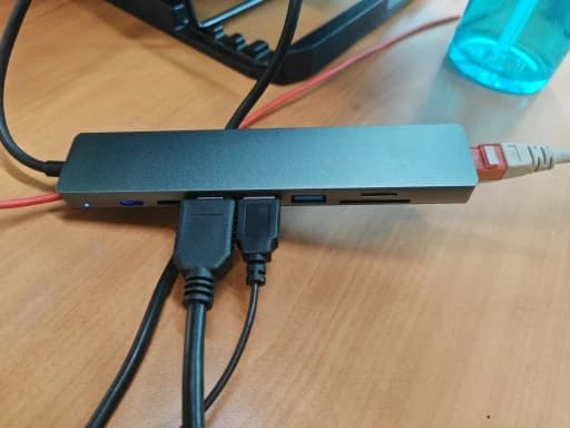 8-in-1 USB-C Multiport Hub view 5